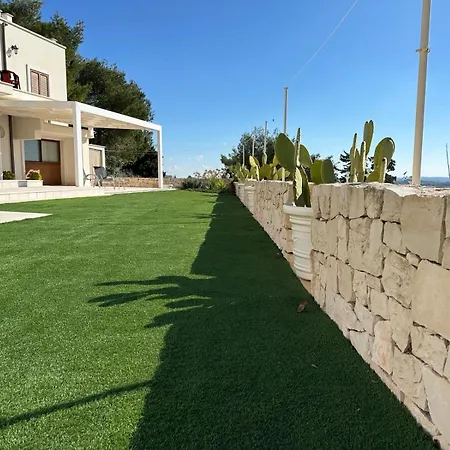 Casa Lucrezia تْشيستيرنِنو